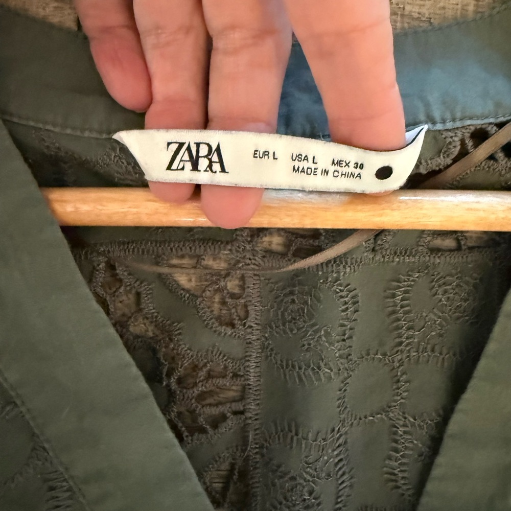 Zara Open Work Embroidered Tunic Blouse Large Khaki Green - Picture 7 of 7